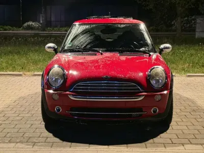 Używany Mini Cooper 120 KM (88 kW) 2005 Czerwony Hatchback