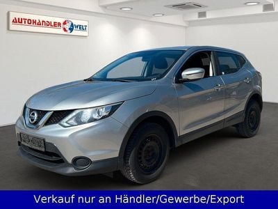 Gebraucht Nissan Qashqai Visia 110 PS (80 kW) 2015 Silber SUV