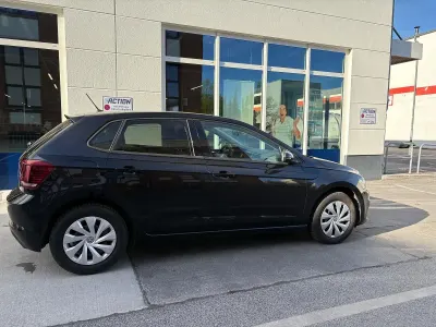 Gebraucht VW Polo 75 PS (55 kW) 2017 Schwarz Kleinwagen