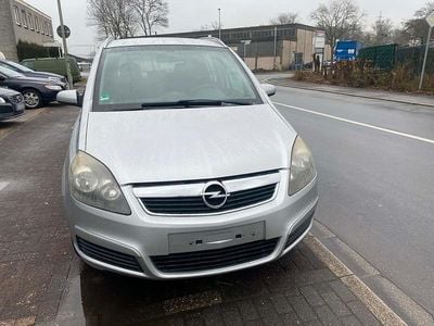 Gebraucht Opel Zafira 140 PS (102 kW) 2006 Silber Van / Kleinbus