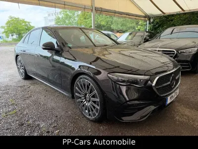 Gebraucht Mercedes E220 AMG 197 PS (144 kW) 2025 Obsidianschwarzmet. Limousine
