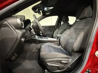 Occasion Alfa Romeo Tonale Sprint 131 ch (96 kW) 2023 Rouge SUV