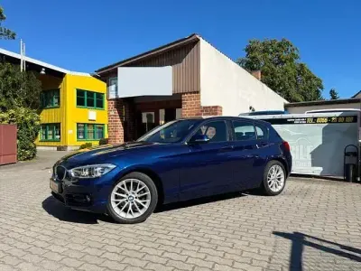 Gebraucht BMW 118 Sport Line 150 PS (110 kW) 2019 Blau Kleinwagen