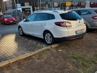 Weiß Gebraucht 2014 Renault Mégane GrandTour Kombi | 3.250 € (Guter Preis)