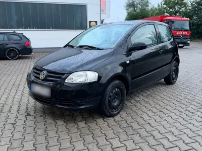 Gebraucht VW Fox 54 PS (39 kW) 2007 Schwarz Kleinwagen