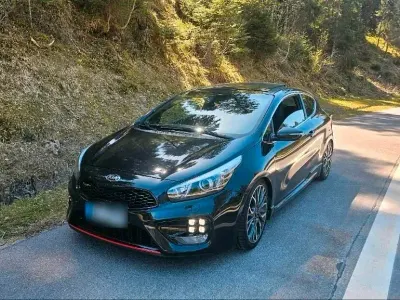 Gebraucht Kia Ceed GT GT 204 PS (150 kW) 2014 Schwarz Coupé