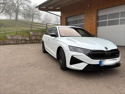 Gebraucht Skoda Octavia RS 265 PS (194 kW) 2025 Weiß Kombi