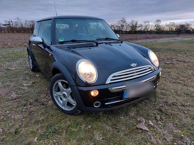 Schwarz Gebraucht 2004 Mini ONE Kleinwagen | 2.000 € (Fairer Preis)