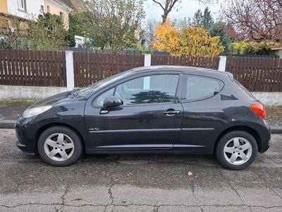 Gebraucht Peugeot 207 Urban Move 75 PS (55 kW) 2009 Schwarz Limousine