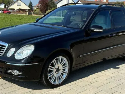 Używany Mercedes E280 Avantgarde 190 KM (139 kW) 2009 Czarny Kombi