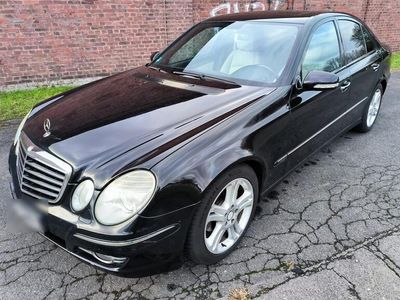 Mercedes E320