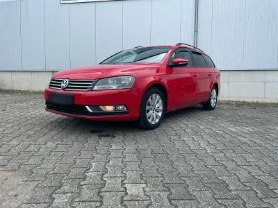 Gebraucht VW Passat 140 PS (102 kW) 2012 Rot Kombi