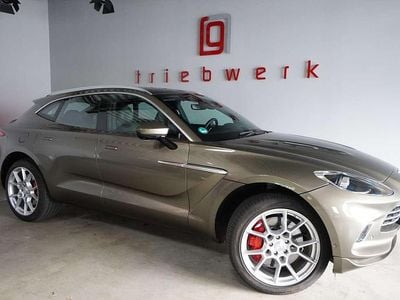 Aston Martin DBX