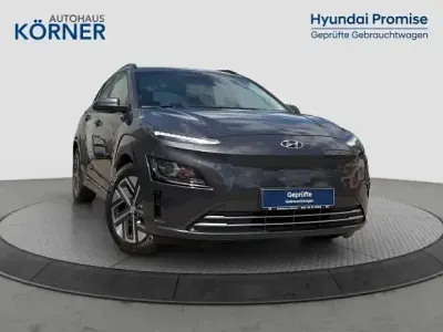 Gebraucht Hyundai Kona Edition 30+ 100 kW (136 PS) 2022 Grau SUV