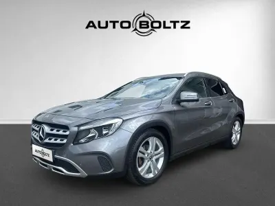 Gebraucht Mercedes GLA180 Urban 122 PS (89 kW) 2019 Grau SUV