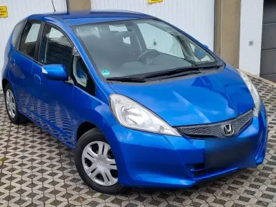 Usata Honda Jazz 99 CV (72 kW) 2011 Blu Utilitaria