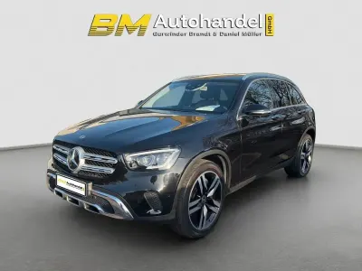 Używany Mercedes GLC220 AMG 194 KM (142 kW) 2019 Czarny SUV