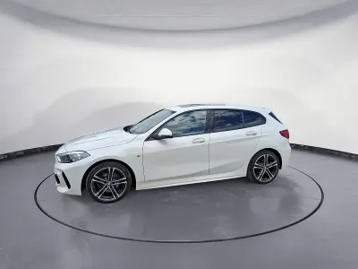 Gebraucht BMW 118 Comfort Edition 140 PS (102 kW) 2019 Weiß Limousine