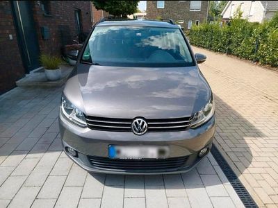 Gebraucht 2013 VW Touran Van / Kleinbus | 5.600 € (Fairer Preis)