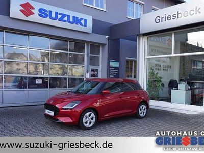 Neu Suzuki Swift Comfort 83 PS (61 kW) 2026 Burning red pearl metallic Kleinwagen