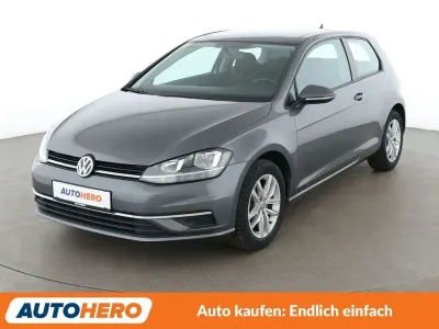 Gebraucht VW Golf VII Comfortline 86 PS (63 kW) 2017 Grau Limousine