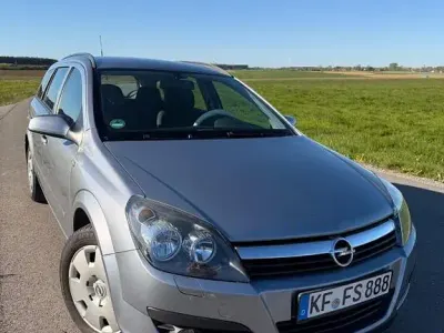Gebraucht Opel Astra 105 PS (77 kW) 2006 Silber Kombi