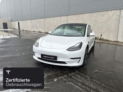 Weiß Gebraucht 2021 Tesla Model 3 Long Range AWD Limousine | 28.400 € (Fairer Preis)