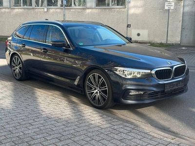 Gebraucht BMW 530 Sport Line 265 PS (194 kW) 2017 Blau Kombi