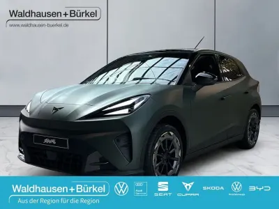 Neu Cupra Raval VZ 166 kW (226 PS) 2026 Grün Limousine