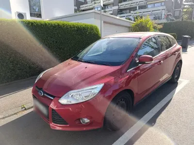 Usata Ford Focus Titanium 163 CV (119 kW) 2012 Rosso Berlina