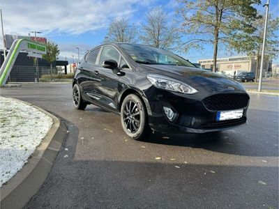 gebraucht Ford Fiesta 1,1 63kW Cool & Connect Cool & Connect