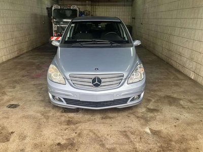 Gebraucht Mercedes B180 109 PS (80 kW) 2007 Van / Kleinbus