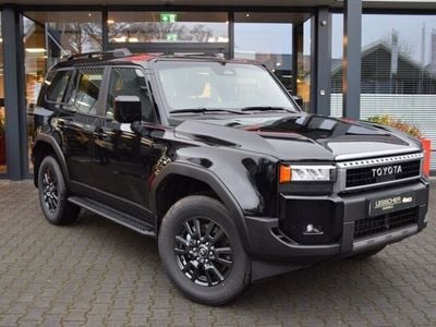 Neu Toyota Land Cruiser TX 205 PS (150 kW) 2025 Schwarz SUV