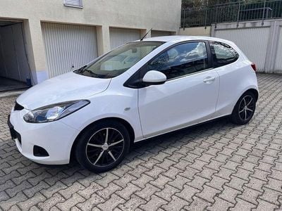 Second-hand Mazda 2 Inclusive 75 CP (55 kW) 2010 Alb Hatchback