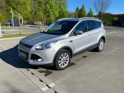 Gebraucht Ford Kuga 140 PS (102 kW) 2016 Silber SUV