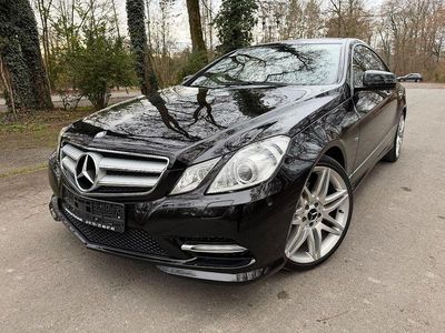 Gebraucht Mercedes E350 AMG line 265 PS (194 kW) 2011 Schwarz Coupé