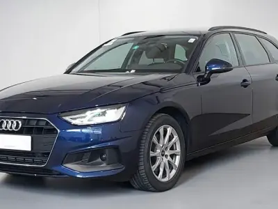 Gebraucht Audi A4 Sport 150 PS (110 kW) 2023 Blau Kombi