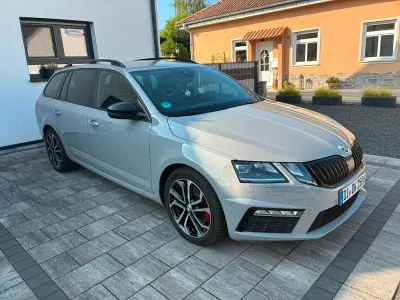 Gebraucht Skoda Octavia RS 184 PS (135 kW) 2019 Grau Kombi