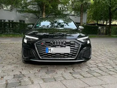 Gebraucht Audi S3 Sport 310 PS (228 kW) 2023 Schwarz Limousine