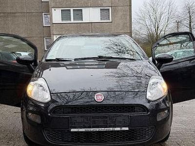 Gebraucht Fiat Punto Street 69 PS (50 kW) 2014 Schwarz Kombi