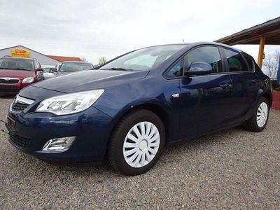 gebraucht Opel Astra 1.6 Lim. 5-trg. Design Edition