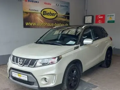 Gebraucht Suzuki Vitara 140 PS (102 kW) 2016 Beige SUV