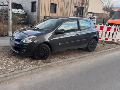 Gebraucht Renault Clio III 75 PS (55 kW) 2005 Grau Coupé