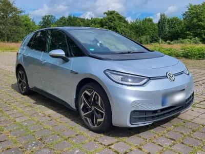 Gebraucht VW ID.3 Pro Performance 150 kW (204 PS) 2023 Silber Kleinwagen