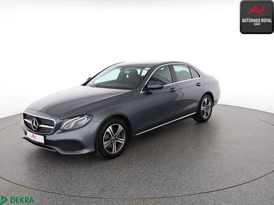 Selenitgrau Gebraucht 2018 Mercedes E200 Avantgarde Limousine | 25.880 € (Fairer Preis)