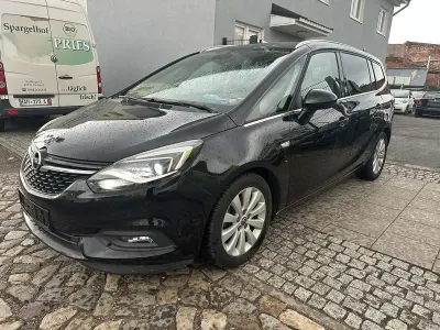 Gebraucht Opel Zafira Innovation 170 PS (125 kW) 2017 Onyx schwarz Van / Kleinbus