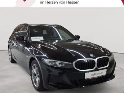 Gebraucht BMW 320e Sport Line 163 PS (119 kW) 2022 Schwarz Kombi