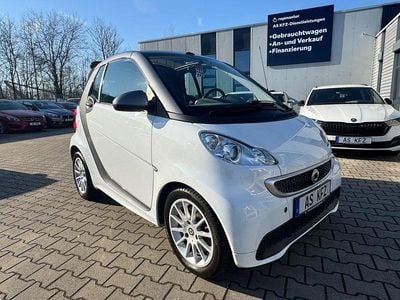 Gebraucht Smart ForTwo Cabrio 71 PS (52 kW) 2014 Weiß Cabrio
