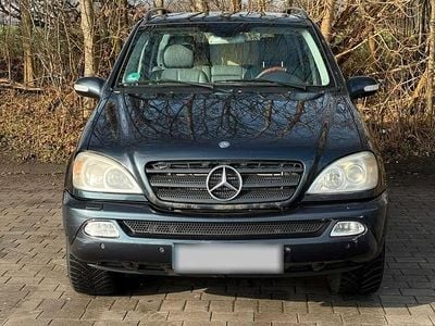 Gebraucht Mercedes ML270 163 PS (119 kW) 2003 Blau SUV