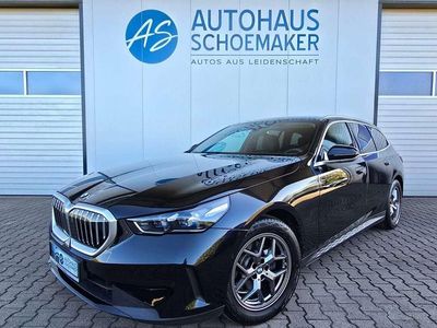 Usata BMW 520 Sport Line 197 CV (144 kW) 2024 Nero Station wagon
